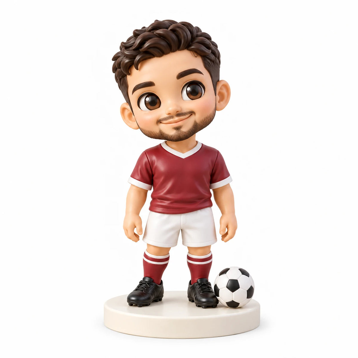 Handbemalte Chibi-Figur: Fußballporträt. Eine Person vor weißem Hintergrund.